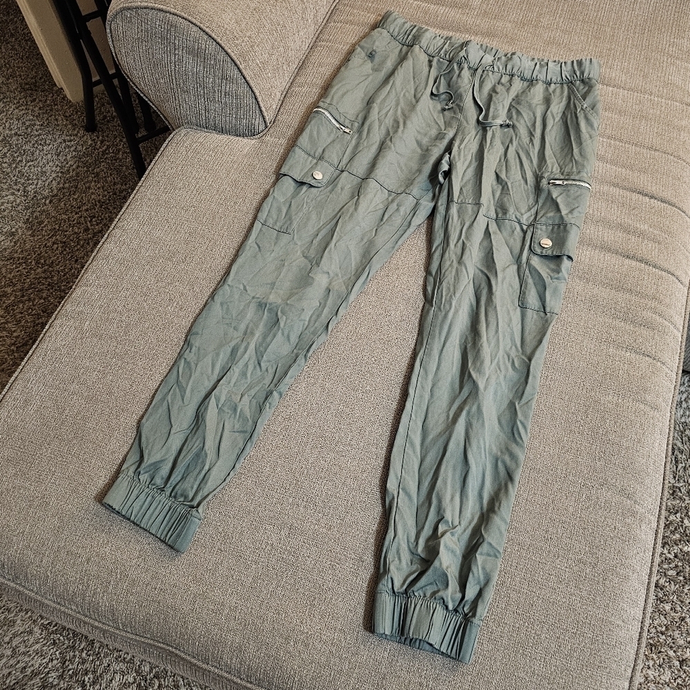 Guess LA Light Green Sea Green Casual Relaxed Athleisure Joggers Size Small - Picture 2 of 8